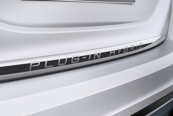 Volvo V60 Plug-in Hybrid Volvo V60 Plug-in Hybrid
