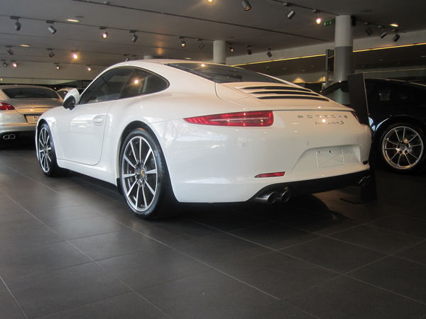 Porsche 911 Carrera S Porsche 911 Carrera S