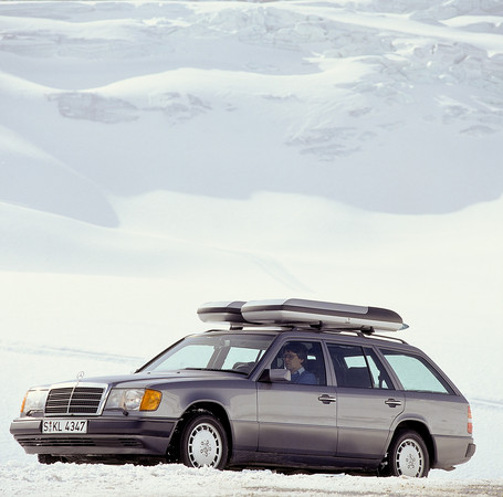 Mercedes-Benz 300 TE 4MATIC Mercedes-Benz 300 TE 4MATIC