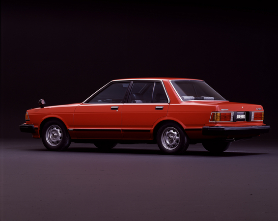 Nissan Bluebird Sedan 1800SSS-E Nissan Bluebird Sedan 1800SSS-E