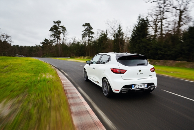 Renault Clio R.S 220 Trophy Renault Clio R.S 220 Trophy