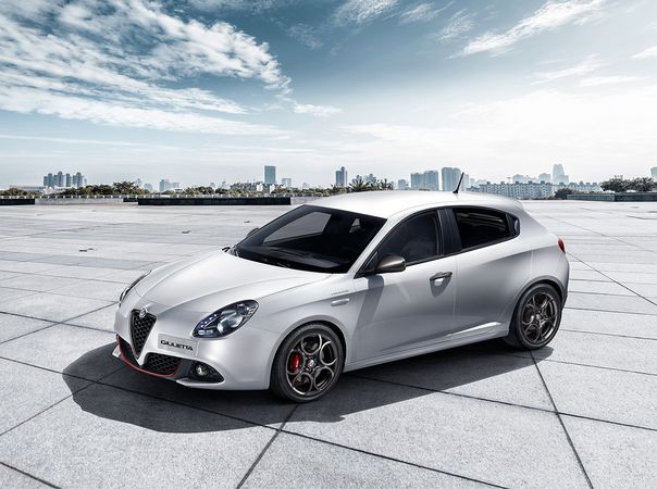 Alfa Romeo Giulietta 1.6 JTDM-2 Sprint Speciale Alfa Romeo Giulietta 1.6 JTDM-2 Sprint Speciale