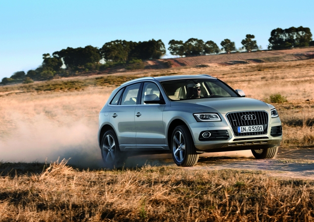 Audi Q5 2.0 TDI quattro S tronic Audi Q5 2.0 TDI quattro S tronic