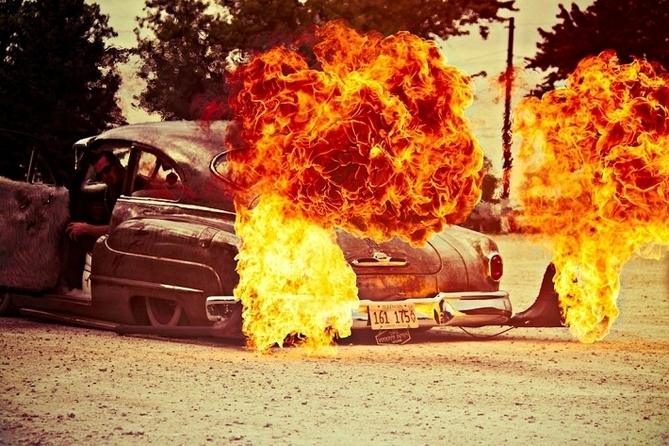 Hot cars! Hot cars!