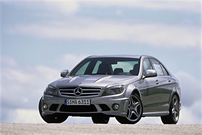 Mercedes-Benz C 63 AMG Mercedes-Benz C 63 AMG