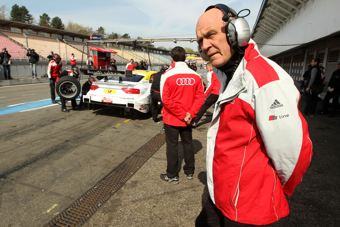 Dr. Wolfgang Ullrich a acompanhar os testes do DTM Dr. Wolfgang Ullrich a acompanhar os testes do DTM