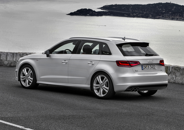 Audi A3 Sportback 1.6 TDI Sport S tronic Audi A3 Sportback 1.6 TDI Sport S tronic