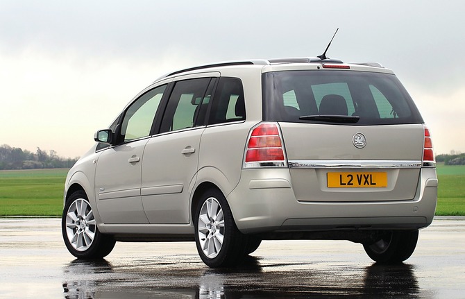 Vauxhall Zafira MPV 1.7 CDTi 110hp ecoFLEX Design Vauxhall Zafira MPV 1.7 CDTi 110hp ecoFLEX Design