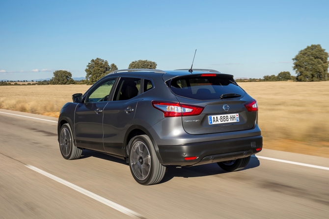 Nissan Qashqai 1.2 DIG-T Acenta Nissan Qashqai 1.2 DIG-T Acenta