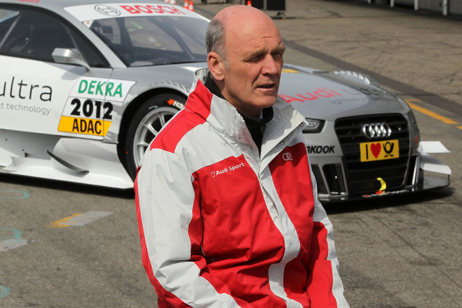 Ullrich com as outras equipas para definir as novas regras do campeonato Ullrich com as outras equipas para definir as novas regras do campeonato
