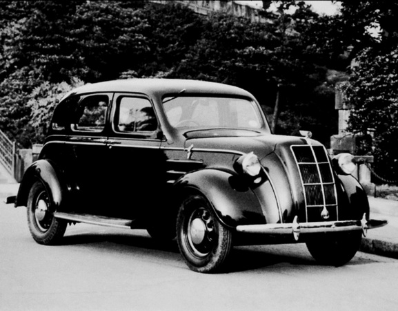 O AA Sedan de 1936 foi o primeiro carros de passageiros da empresa O AA Sedan de 1936 foi o primeiro carros de passageiros da empresa