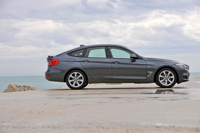 BMW 320d xDrive Gran Turismo BMW 320d xDrive Gran Turismo