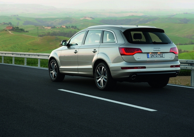 Audi Q7 6.0 V12 TDI quattro Coastline Audi Q7 6.0 V12 TDI quattro Coastline