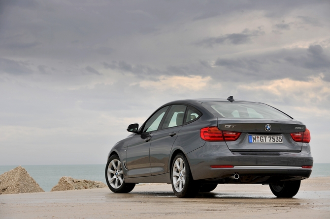 BMW 320d xDrive Gran Turismo BMW 320d xDrive Gran Turismo