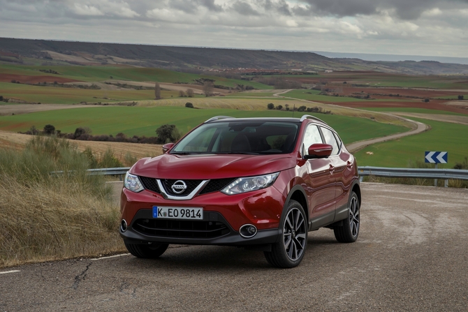 Nissan Qashqai 1.2 DIG-T XTRONIC 360 S Nissan Qashqai 1.2 DIG-T XTRONIC 360 S