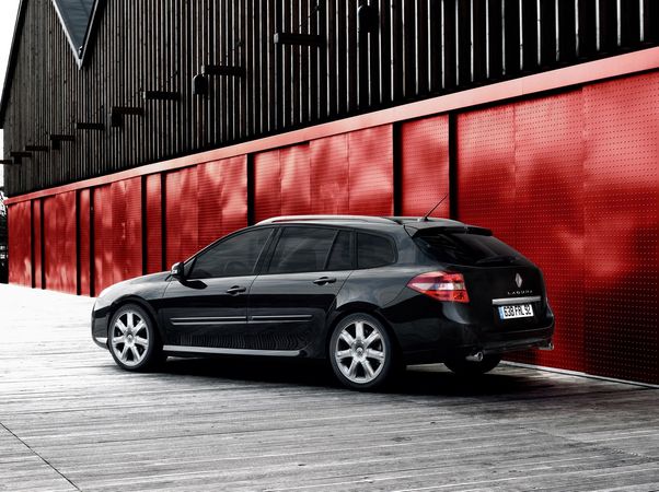 Renault Laguna III Break 2.0 dCi 150cv Initiale Renault Laguna III Break 2.0 dCi 150cv Initiale