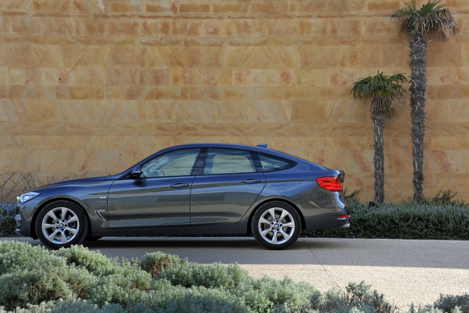 BMW 320i xDrive Gran Turismo BMW 320i xDrive Gran Turismo