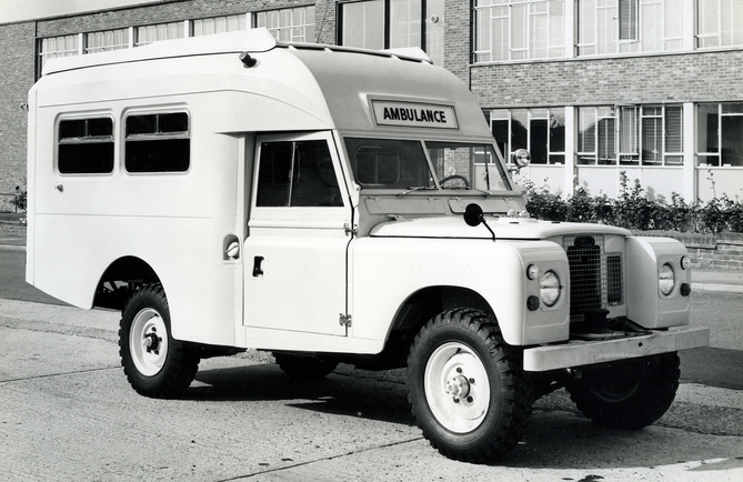 Land Rover Series II 109 Ambulance Land Rover Series II 109 Ambulance