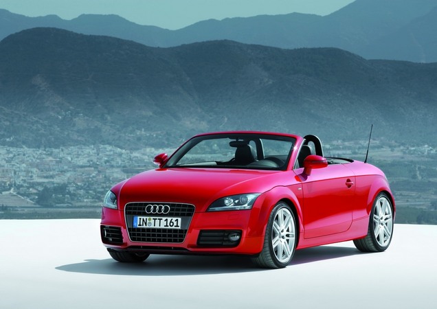 Audi TT Roadster 2.0 TFSI S tronic Audi TT Roadster 2.0 TFSI S tronic