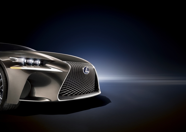 Lexus revela LF-CC e LS para a Europa em Paris Lexus revela LF-CC e LS para a Europa em Paris