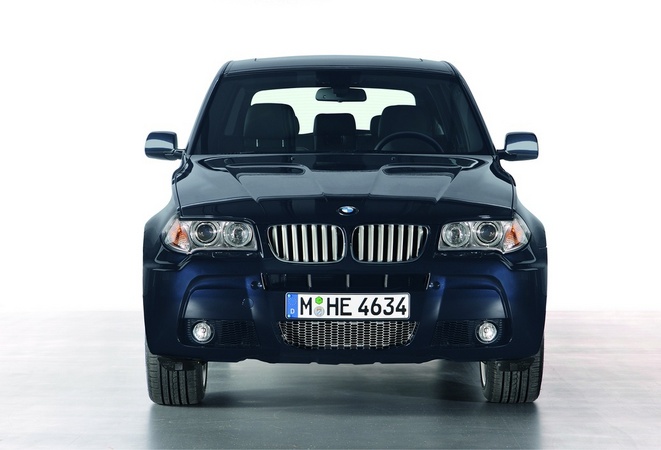BMW X3 xDrive35d Auto Lifestyle (E83) BMW X3 xDrive35d Auto Lifestyle (E83)