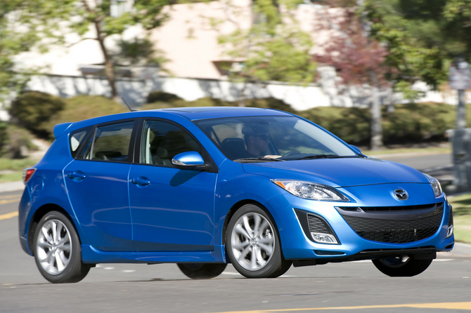 Mazda 3 s Sport 5-Door Mazda 3 s Sport 5-Door