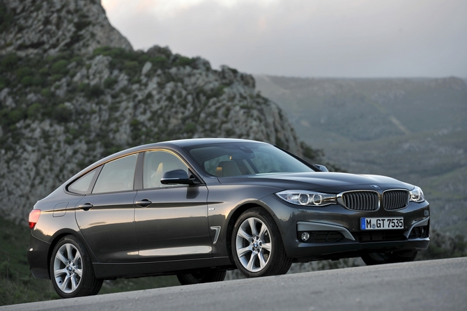 BMW 320i xDrive Gran Turismo BMW 320i xDrive Gran Turismo