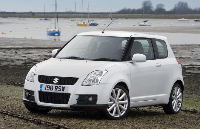 Suzuki Swift 1.3 DDiS Sport Plus 75cv Suzuki Swift 1.3 DDiS Sport Plus 75cv