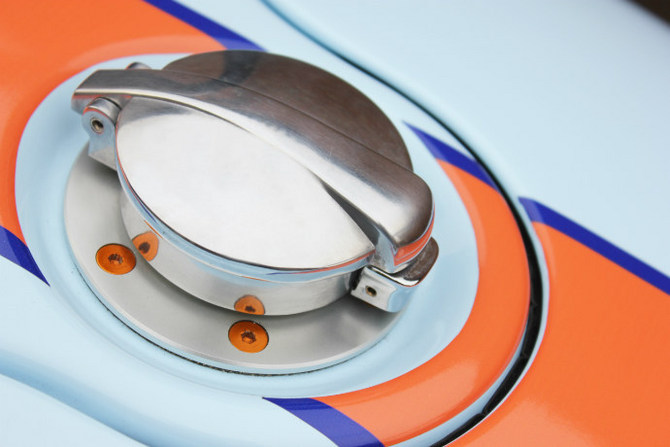 The fuel cap is one of the few remaining pieces of chrome The fuel cap is one of the few remaining pieces of chrome