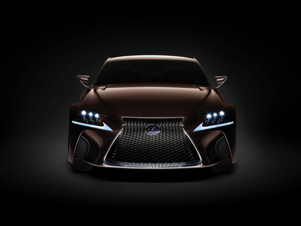 Lexus revela LF-CC e LS para a Europa em Paris Lexus revela LF-CC e LS para a Europa em Paris