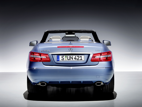 Mercedes-Benz E350 Cabriolet CGI BlueEFF. SE Mercedes-Benz E350 Cabriolet CGI BlueEFF. SE