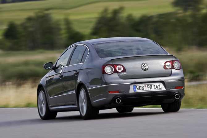 Volkswagen Passat R36 Volkswagen Passat R36