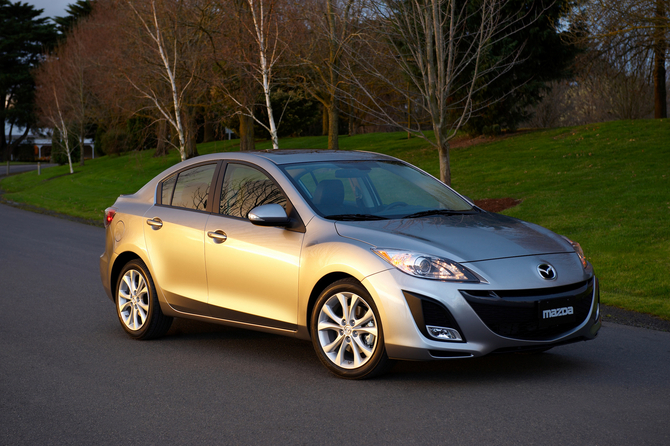 Mazda 3 s Sport 4-Door Mazda 3 s Sport 4-Door