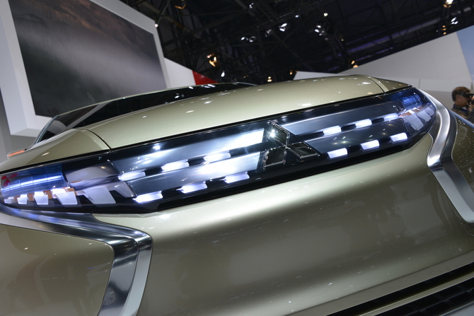 Mitsubishi GR-HEV Concept Mitsubishi GR-HEV Concept