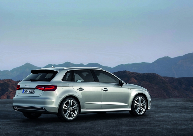 Audi A3 Sportback 2.0 TDI Attraction Audi A3 Sportback 2.0 TDI Attraction