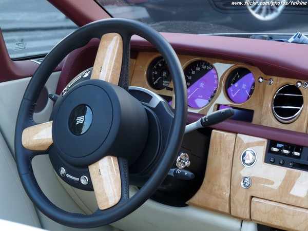 Rolls-Royce Phantom Drophead Coupé Rolls-Royce Phantom Drophead Coupé