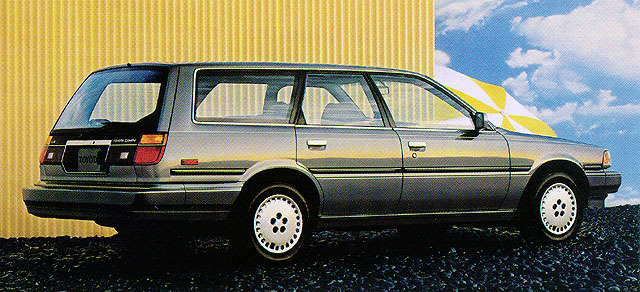 Toyota Camry 3.0 LE Estate Toyota Camry 3.0 LE Estate