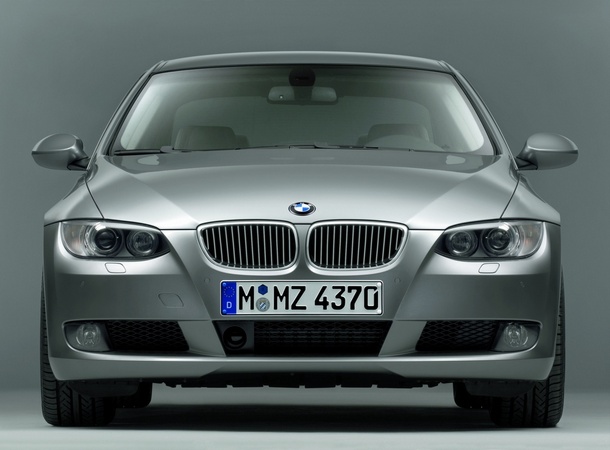 BMW 330i xDrive Coupe Auto (E92) BMW 330i xDrive Coupe Auto (E92)