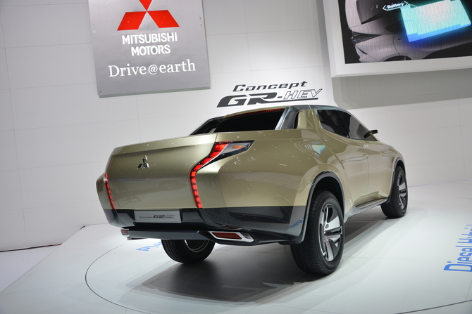 Mitsubishi GR-HEV Concept Mitsubishi GR-HEV Concept