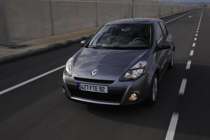 Renault Clio III 1.5 dCi 90hp ECO2 Confort Renault Clio III 1.5 dCi 90hp ECO2 Confort