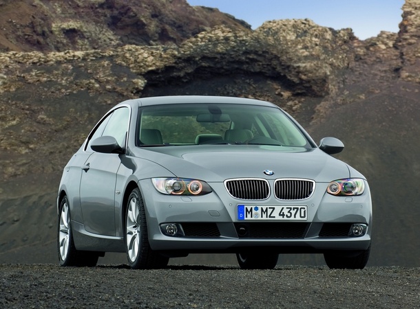 BMW 325i xDrive Coupe Auto (E92) BMW 325i xDrive Coupe Auto (E92)
