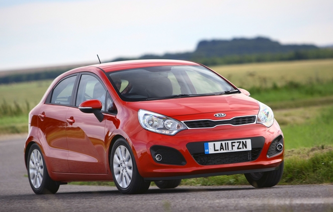 Kia Rio 1.2 CVVT LX Kia Rio 1.2 CVVT LX