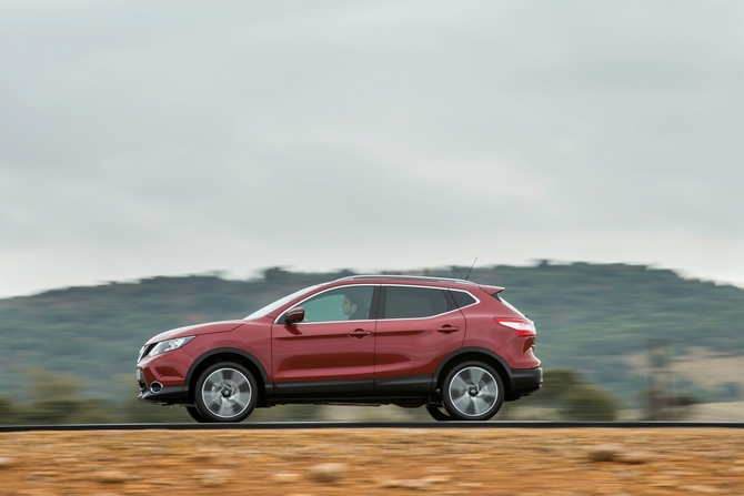 Nissan Qashqai 1.6dCi 360 Nissan Qashqai 1.6dCi 360