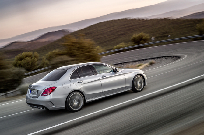 Mercedes will add new petrol, diesel and hybrid engines to the C-Class in 2014 Mercedes will add new petrol, diesel and hybrid engines to the C-Class in 2014