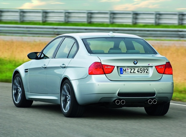 BMW M3 Auto (E90) LCI BMW M3 Auto (E90) LCI