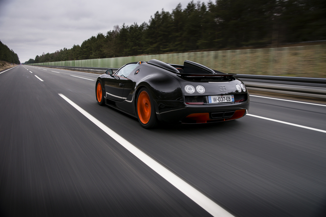 Bugatti Veyron 16.4 Grand Sport Vitesse WRC Bugatti Veyron 16.4 Grand Sport Vitesse WRC