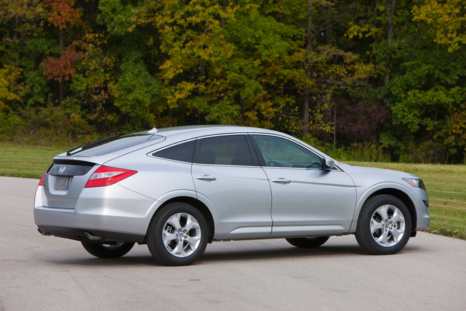 Honda Accord Crosstour EX-L 4WD 5-Spd AT Honda Accord Crosstour EX-L 4WD 5-Spd AT