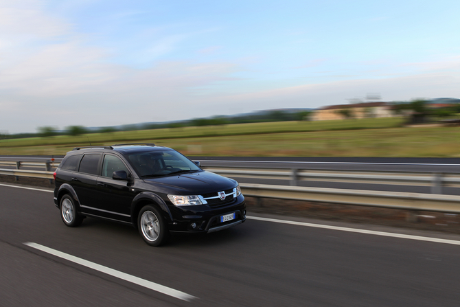 Fiat Freemont 3.6 V6 276 HP Fiat Freemont 3.6 V6 276 HP