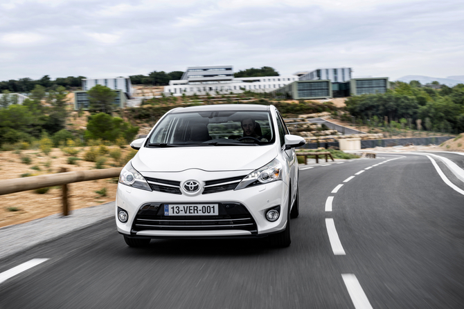 Toyota Verso Gen.1 Toyota Verso Gen.1