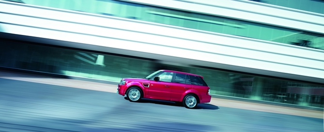 Land Rover Launches Discovery and Range Rover Special Editions Land Rover Launches Discovery and Range Rover Special Editions